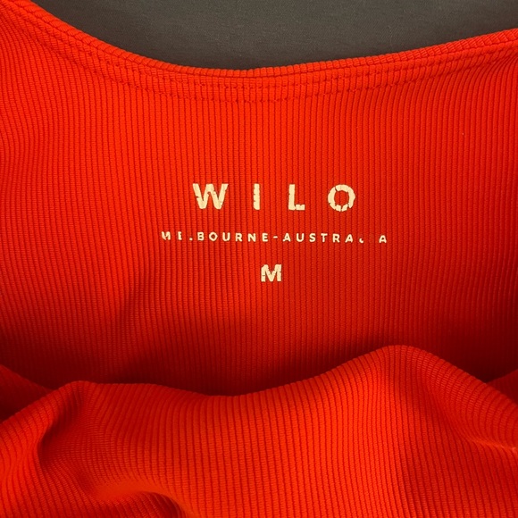 WILO Red Women's Scoop Neck Crop Tank Top - Picture 4 of 5